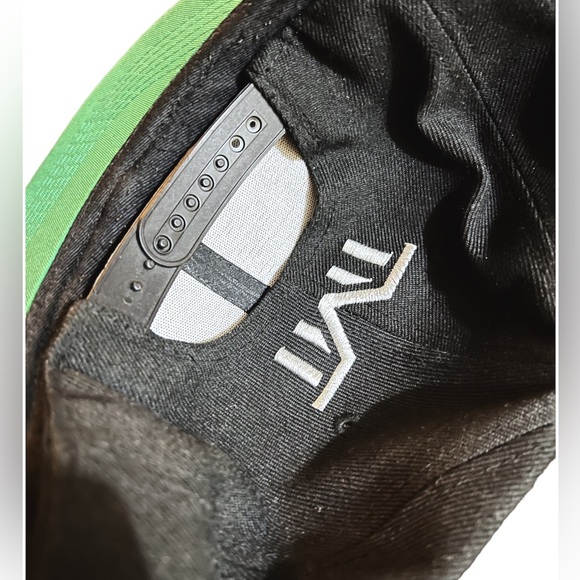 TMT snapback hat - Picture 3 of 3